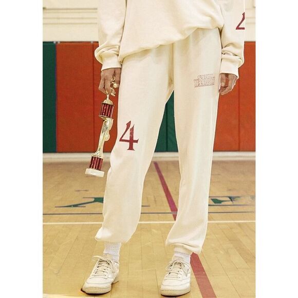 Stranger Things x PacSun Upside Down Sweatpants Hawkins High SZ S NWT - Picture 6 of 8